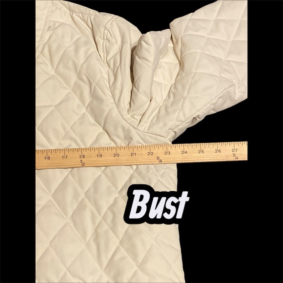 GAP Women's Cream Quilted Puffer coat - Picture 6 of 7